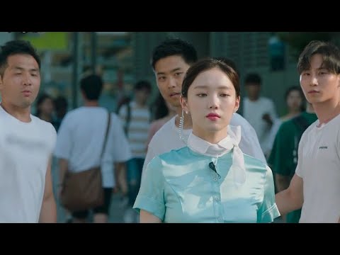 【船長】女孩們別再妥協拍下那個影片!總有一天會讓你爸爸媽媽叔叔姑姑都看見!《霹靂嬌鋒
  Miss & Mrs  Cops》