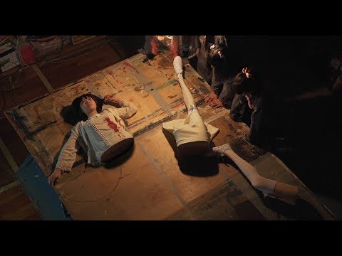 【船長】森林系少女死不瞑目，下體沒臭反而產生奇怪變化《死屍少女驚魂舞 Girls,
  Dance with the Dead》