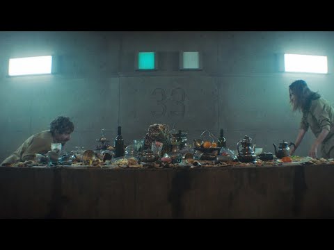 【谷阿莫】每天只給一桌食物，下層只能吃上層剩菜，但這有數百層…2020《饑餓月臺》