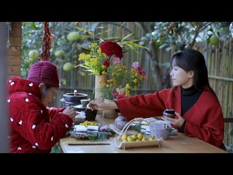 soy milk, steamed rice
  cake熬個豆漿再蒸幾塊紫薯米糕，再忙都要好好吃早飯啊!|Liziqi Channel