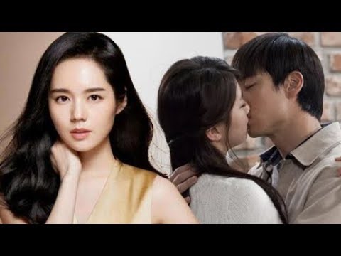 【分分妹】窩囊小哥見女友被別人佔有,竟然不阻止還在門外偷聽