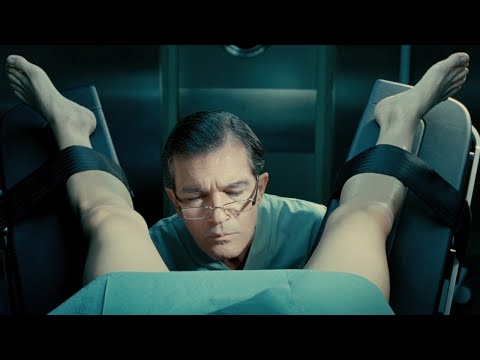 父親為了給女兒報仇，把兇手變性成女人，還要娶她做老婆！