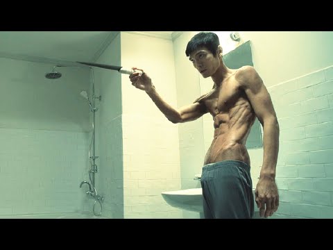 這是我見過最狠的殺手，一身腱子肉讓人不寒而慄，韓國犯罪驚悚電影《等著你》！