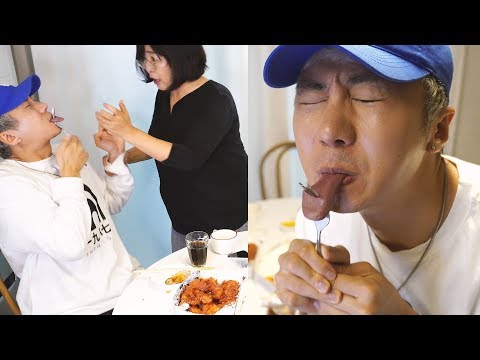 妈妈看到儿子的舌头被叉子扎穿，竟然叫了救护车！？