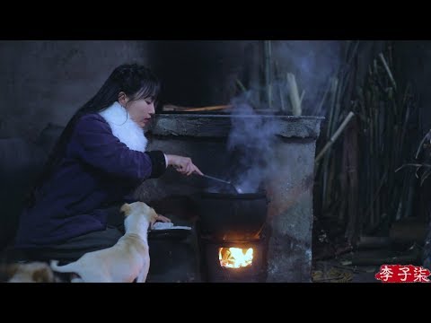 (酸萝卜老鸭汤) Eat some meat and have drink in cold days, my favorite –pickle radish duck soap|Liziqi
