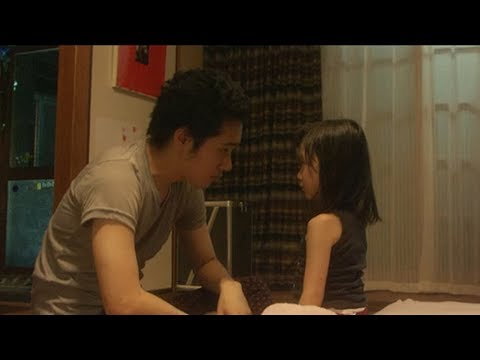 【宇哥】外公去世留下6岁私生女，27岁外孙竟将其带回共同生活：12分钟看完7.9分催泪治愈神片《白兔糖》【宇哥讲电影】