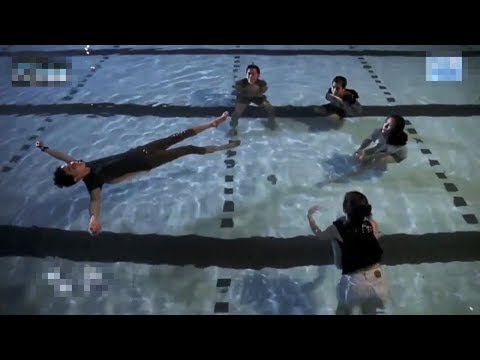 【宇哥】小伙将晚归的学妹骗至泳池开湿身派对，结果出事了…高分惊悚片《鬼校亡友：深夜违禁》【宇哥讲电影】