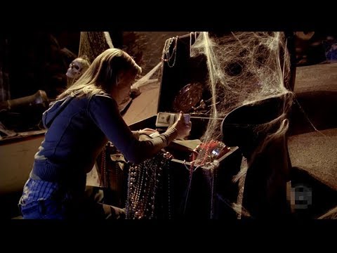 【宇哥】游乐场里暗藏玄机，女子从鬼屋中找到350万美金，发了！…《噩梦工厂：第5块拼图》【宇哥讲电影】