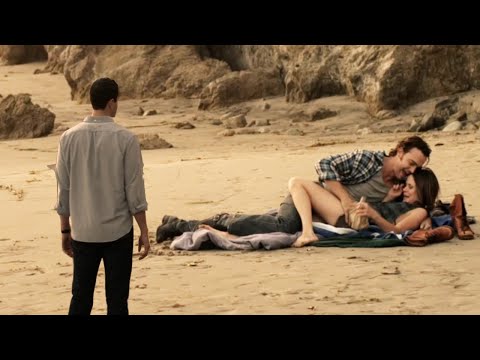 科學怪才發明神奇裝置，可以輕易侵入他人大腦，結果很快發現了驚人秘密！一部有靈魂的影片，告訴我們什麼叫“三人成虎”