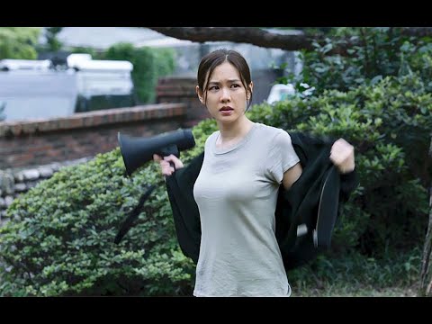 【来呀官人】女警花太漂亮，被匪徒询问三围，不说就杀死人质！