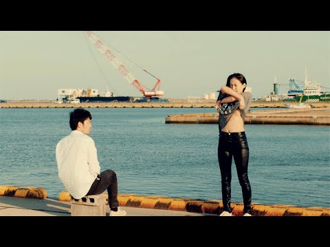 妹子一言不合就扒下衣服，我都湿了，去你家吧！日本这电影尺度太大了！《湿濡的女人》