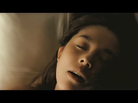 漂亮妹子主动送上门，小伙吃下药丸，只能言听计从！最后的翻转让人猝不及防！