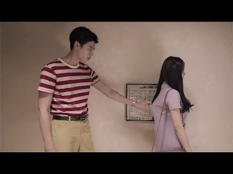 终于找到了这个电影，笑死我了：我拉你的内衣不是故意的，你信吗！