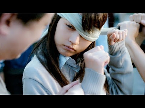 这个女僵尸太萌太可爱了，学生制服超短裙，有没有认识的介绍一下？日本丧尸电影！