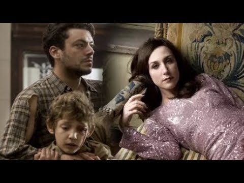 【分分妹】小伙在敌人的围追堵截下拼命逃亡,顺带交了个女朋友,可惜没破身