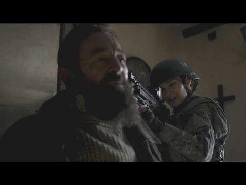 【宇哥】10分钟看完豆瓣8.8高分科幻片《黑镜:战火英雄》士兵竟然被洗脑成战争机器,大肆屠杀平民!太残忍了!【宇哥讲电影】