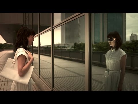 【宇哥】一部风格离奇诡异，正常人绝对猜不出结局，细思恐极的悬疑片《惊喜》【宇哥讲电影】